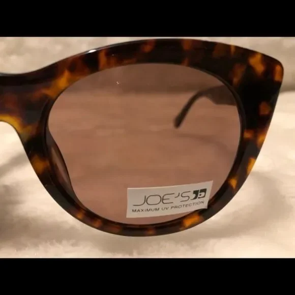Joe’s Jeans Women’s Tortoise Sunglasses NWT - Picture 3 of 6